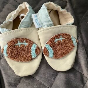 Jack & Liky boys’ size 0-6 mos genuine leather football slippers